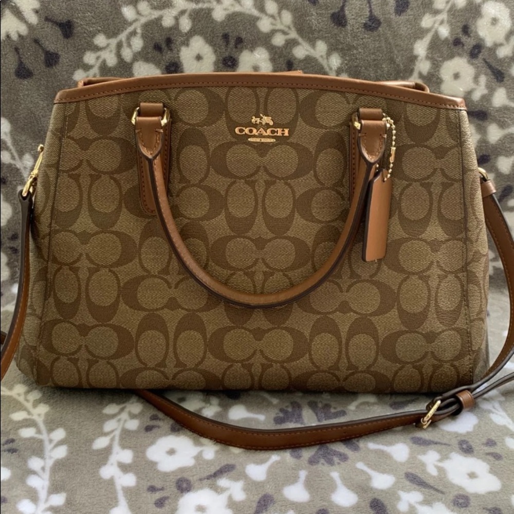 Coach purse!!